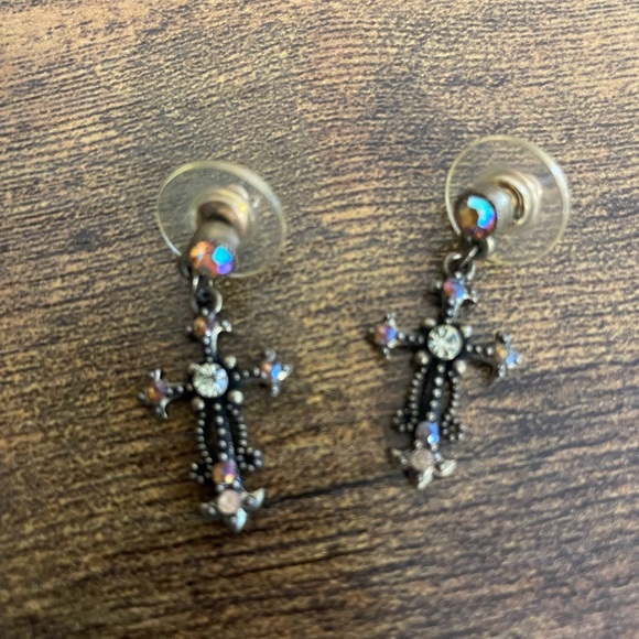 Cross necklace and earrings - Picture 2 of 4